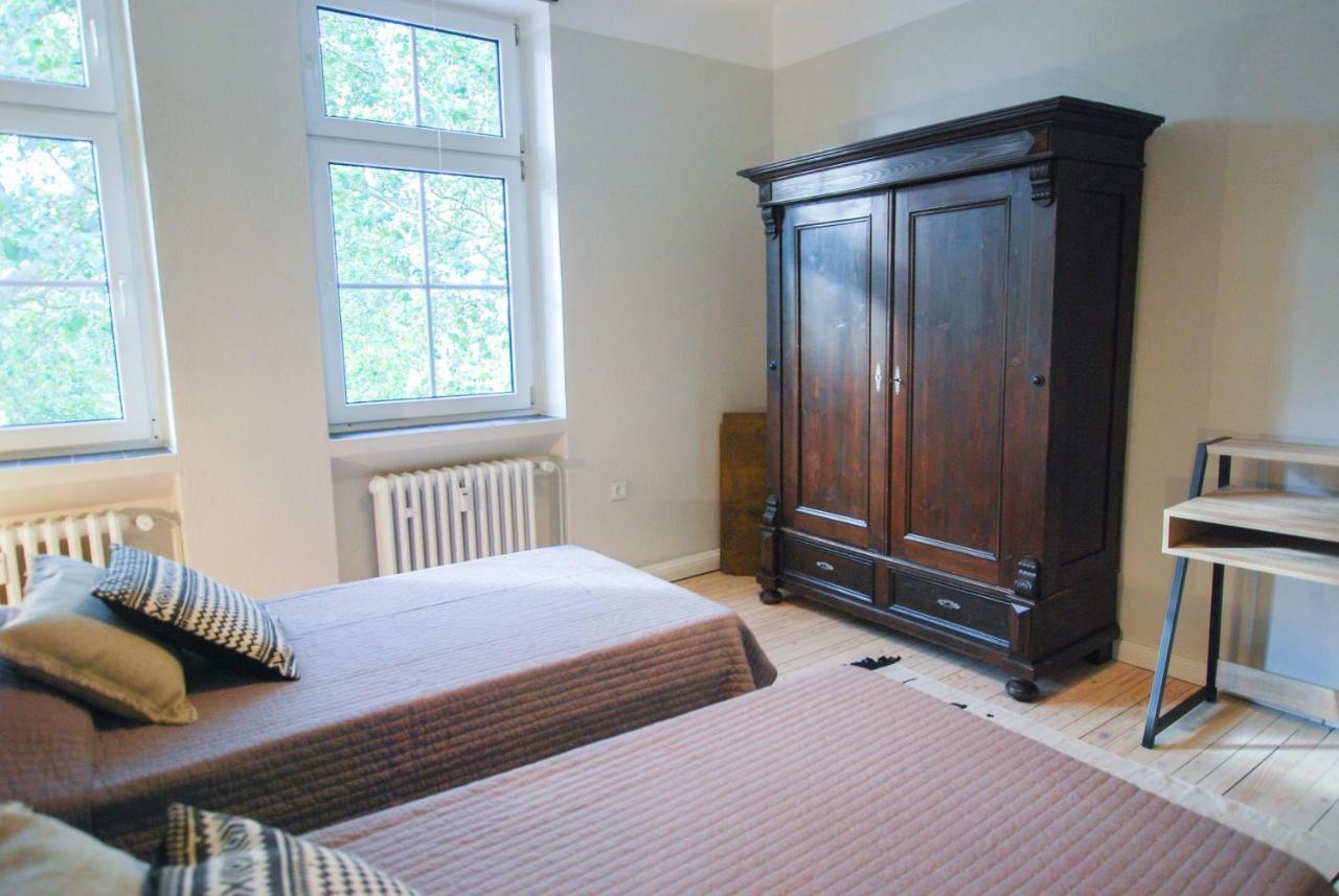 Alte Schule Gaestehaus - The Principal'S Rooms Appartment Bitburg Eksteriør bilde